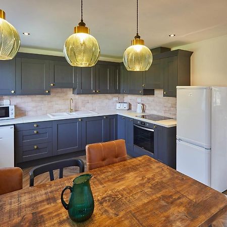 Host & Stay - Fox Cottage Белингъм Екстериор снимка