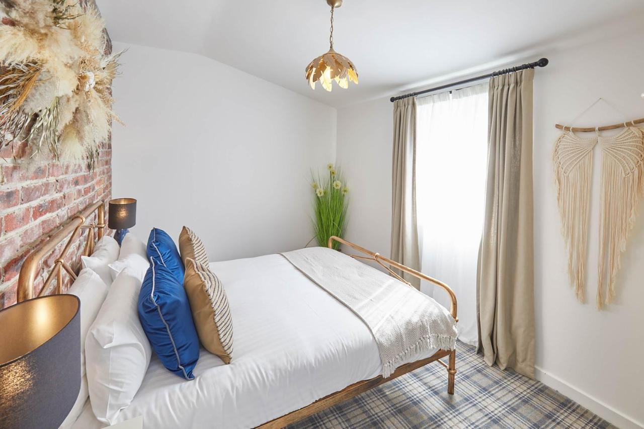 Host & Stay - Fox Cottage Белингъм Екстериор снимка